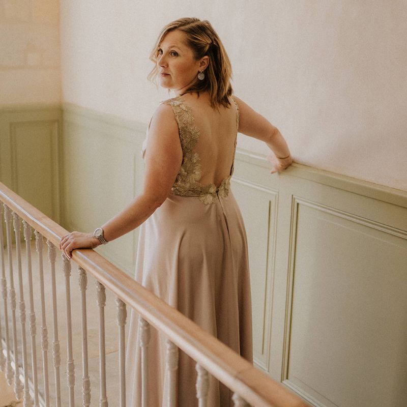 sissy-ceremonie-apropos-carre